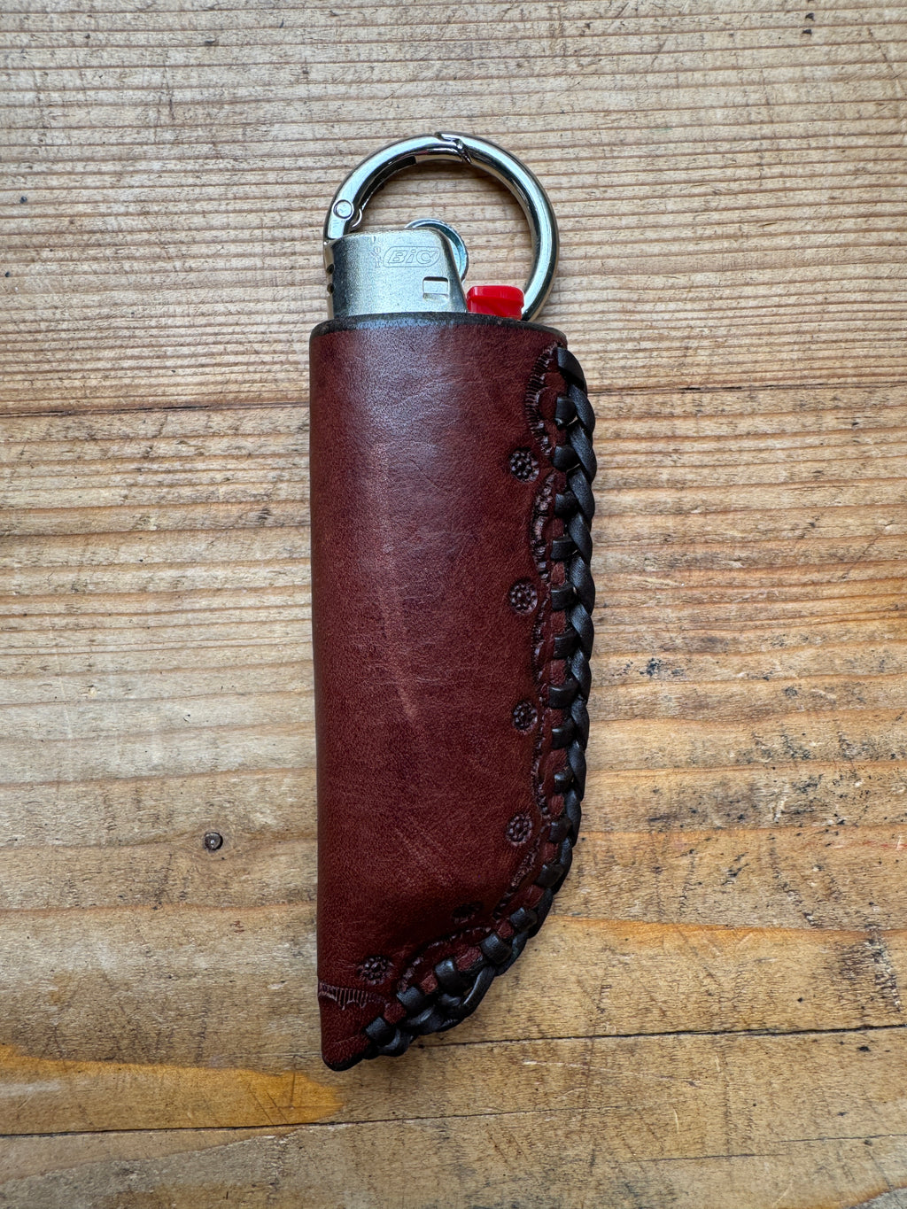 Burnthorn-Lighter Holder