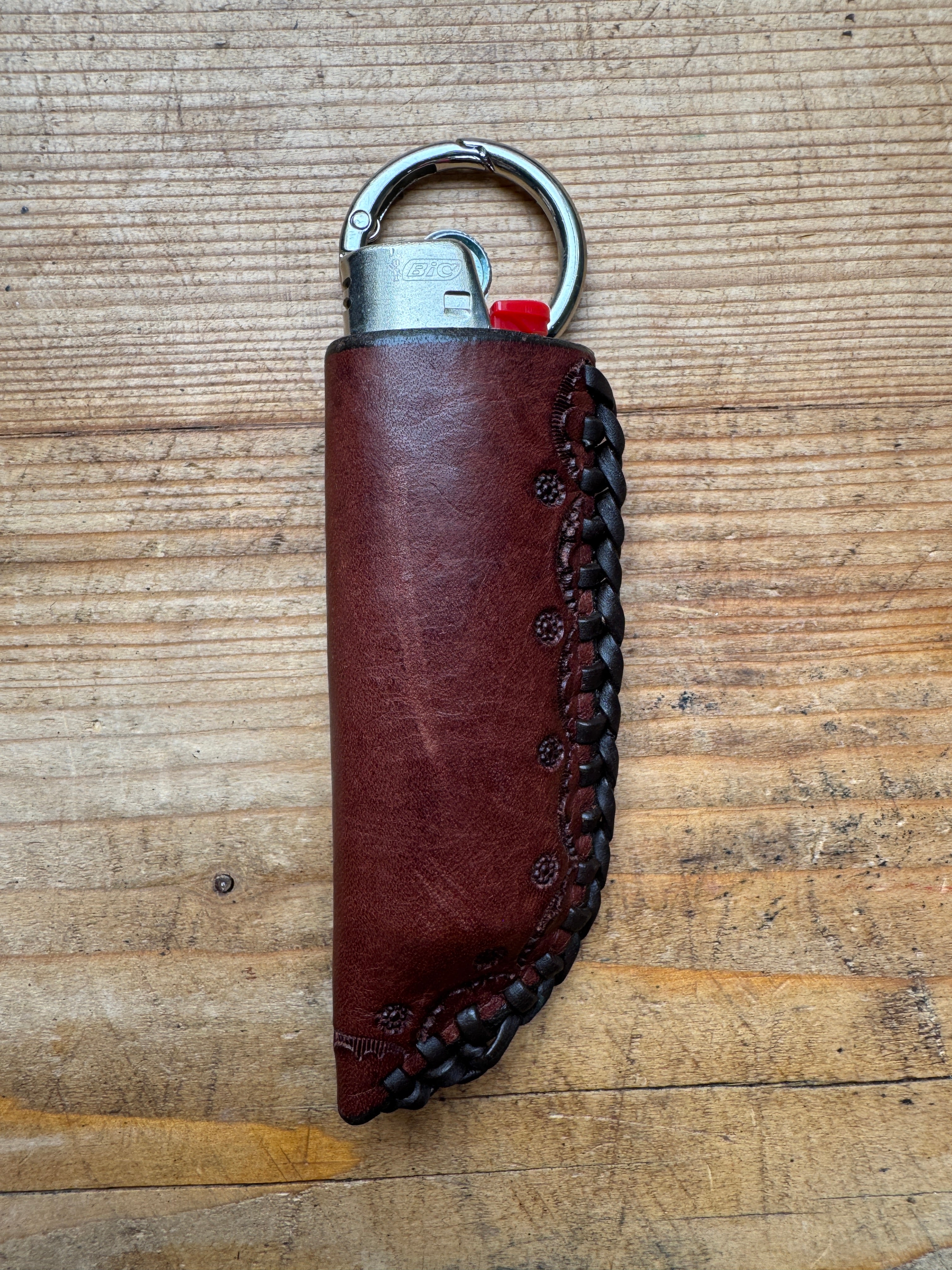 Burnthorn-Lighter Holder