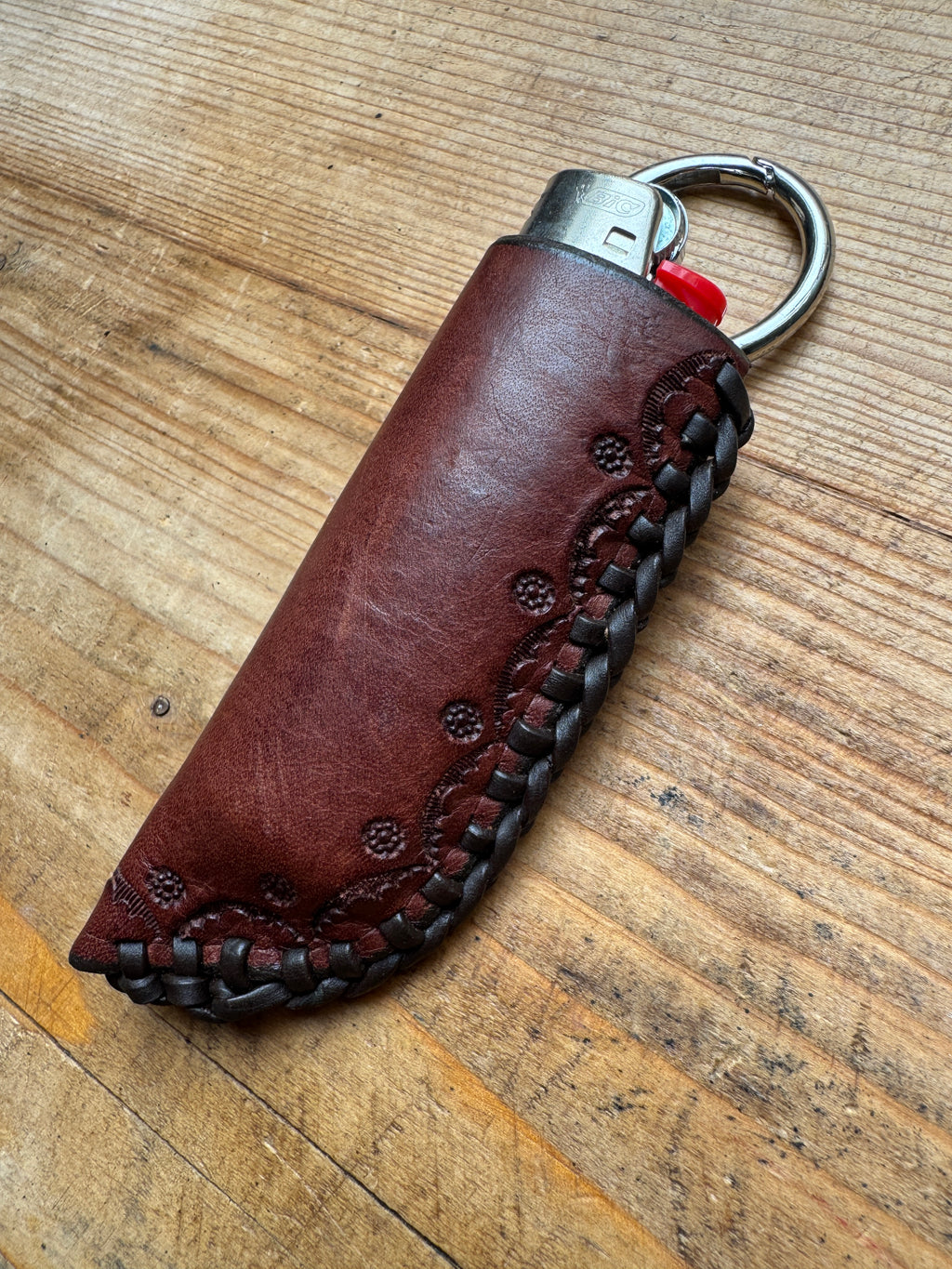 Burnthorn-Lighter Holder