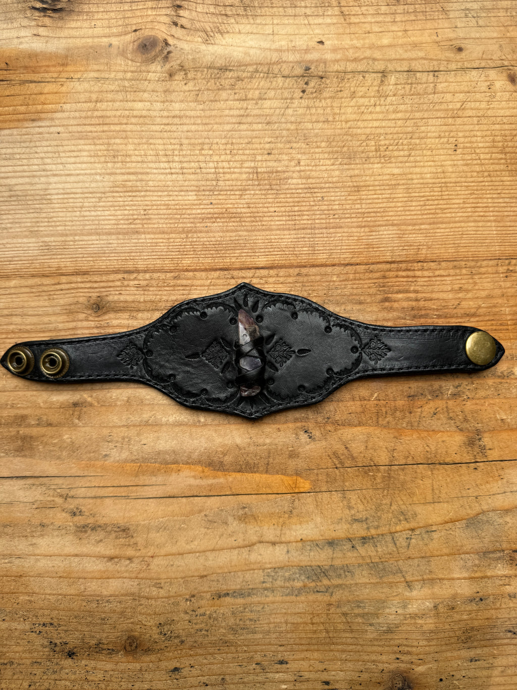 Midnight- Crystal Cuff