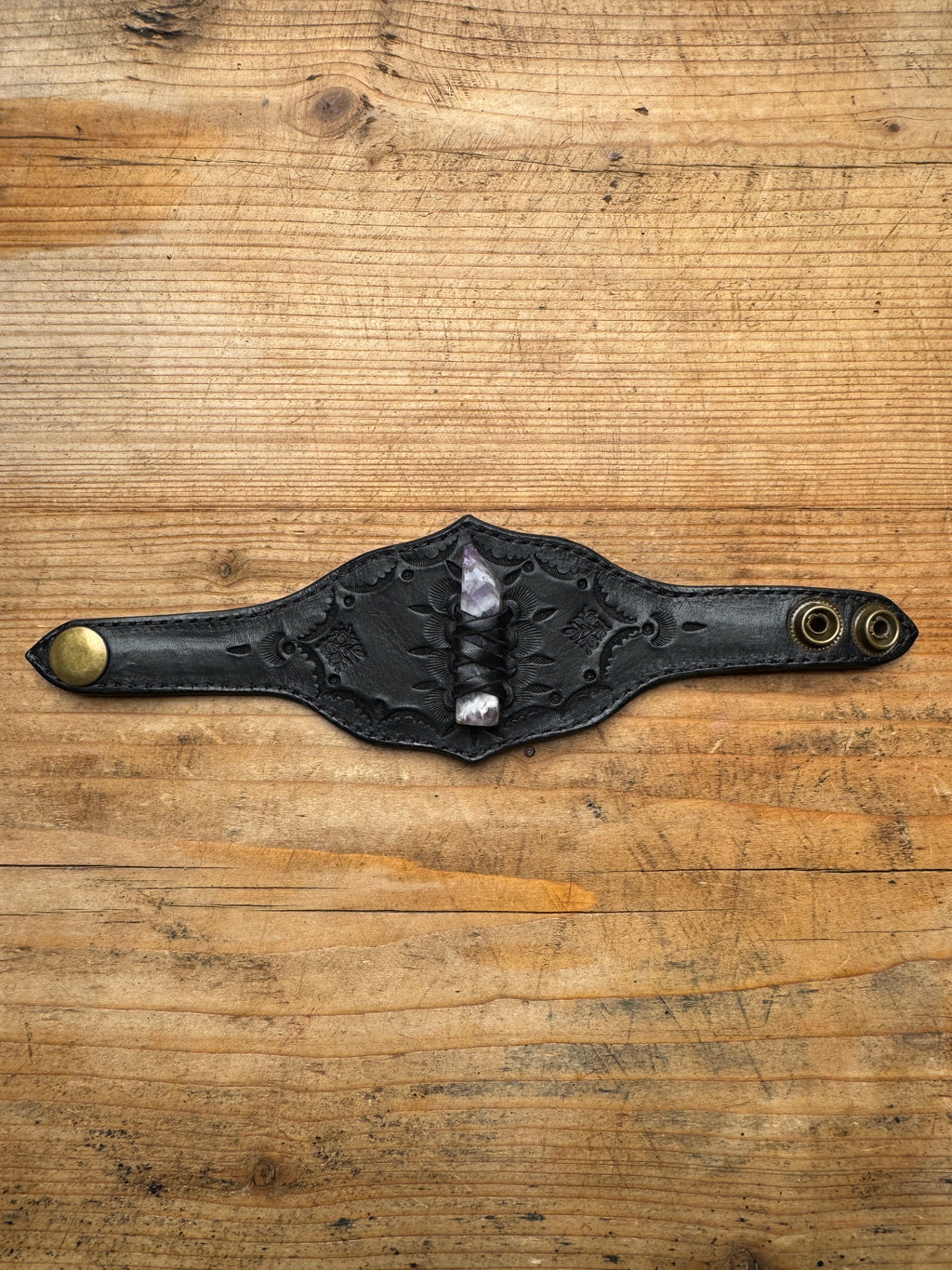 Mustang- Crystal Cuff
